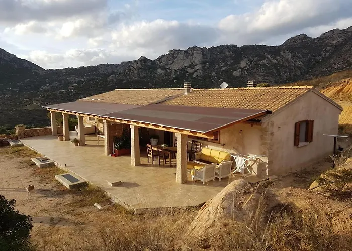 Osseddu Будинок відпочинку Ольбія