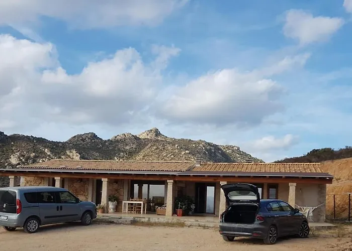 Osseddu Будинок відпочинку Ольбія